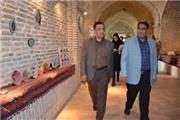 بازدید فرماندار رباط کریم از نمایشگاه توانمندی صنایع دستی شهرستان