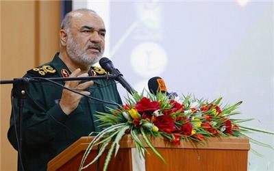 دشمنان برای مقابله با ملت ایران علائم حیاتی ندارند