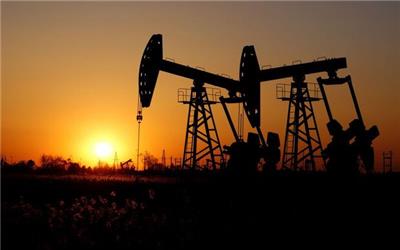 خیز قیمت نفت برای جهش هفتگی 9 درصدی / عبور برنت از مرز 43 دلار