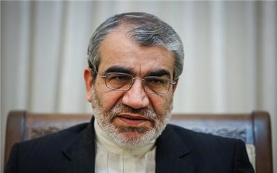 کدخدایی: مراقب باشیم در زمین «ترامپ» بازی نکنیم