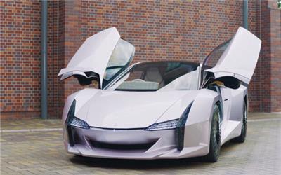تولید یک خودروی سبک و قدرتمند با بدنه ای از جنس فیبر نانو سلولزی