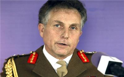 فرمانده ارتش انگلیس: داعش هنوز به طور کامل شکست نخورده است