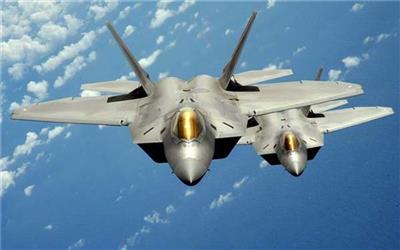 آمریکا جنگنده‌های اف-22 به اقیانوس آرام می‌فرستد
