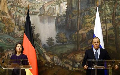 روسیه و آلمان بر همکاری برای حصول توافق در روند مذاکرات وین تاکید کردند