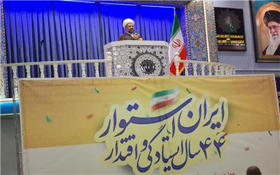 انقلاب اسلامی درخت تنومندی شده که دشمنان جرات تعرض به آن را ندارند